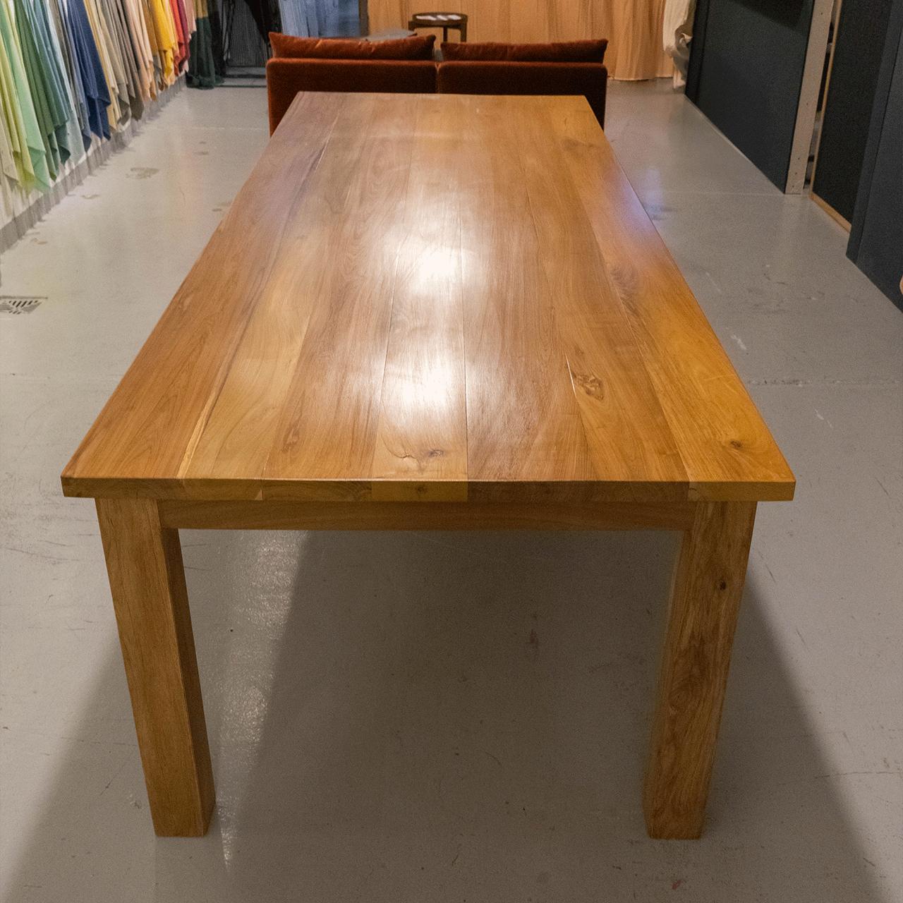 Mesa de Comedor Lapacho