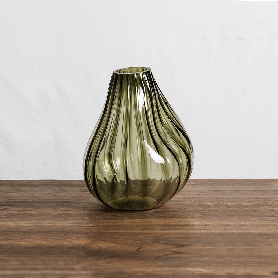 Florero Amorfo Estriado